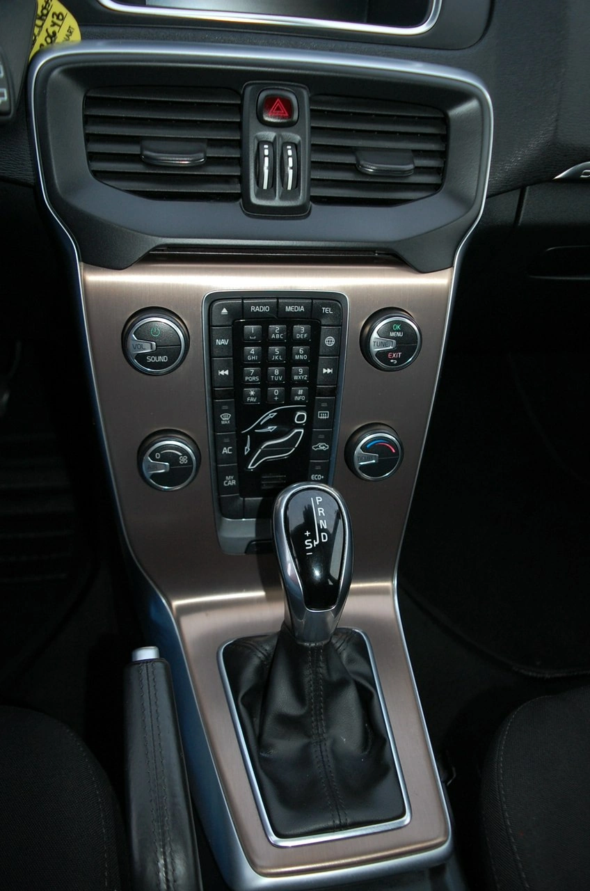 Volvo V40 Cross Country - Zdjęcie 22