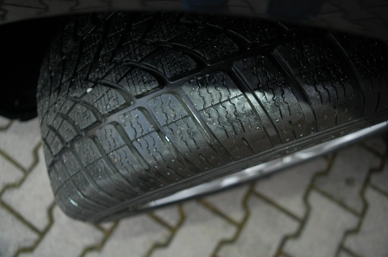 Volvo V40 Cross Country - Zdjęcie 7