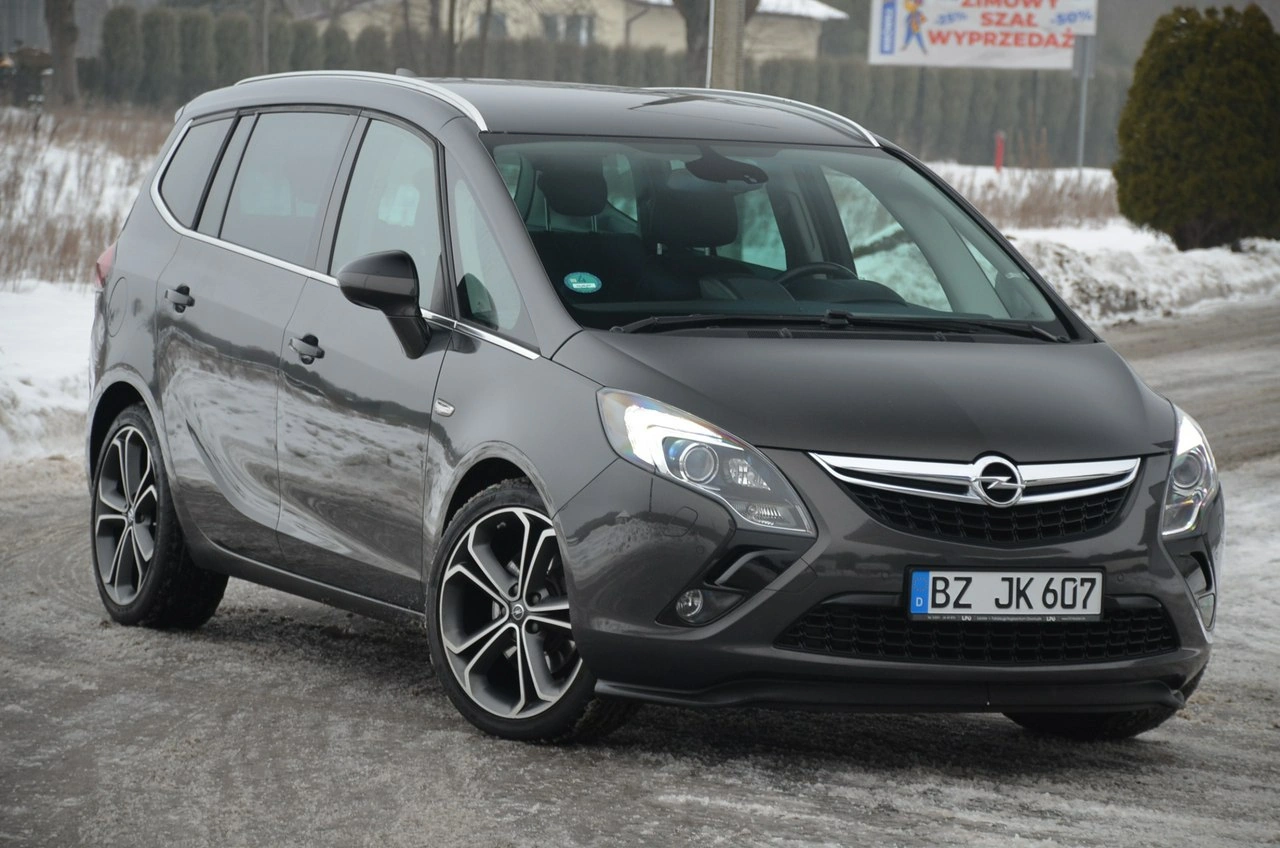 Opel Zafira - Zdjęcie 1