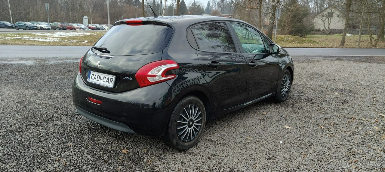 Peugeot 208 - Zdjęcie 3