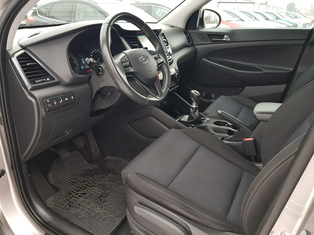 Hyundai Tucson - Zdjęcie 9