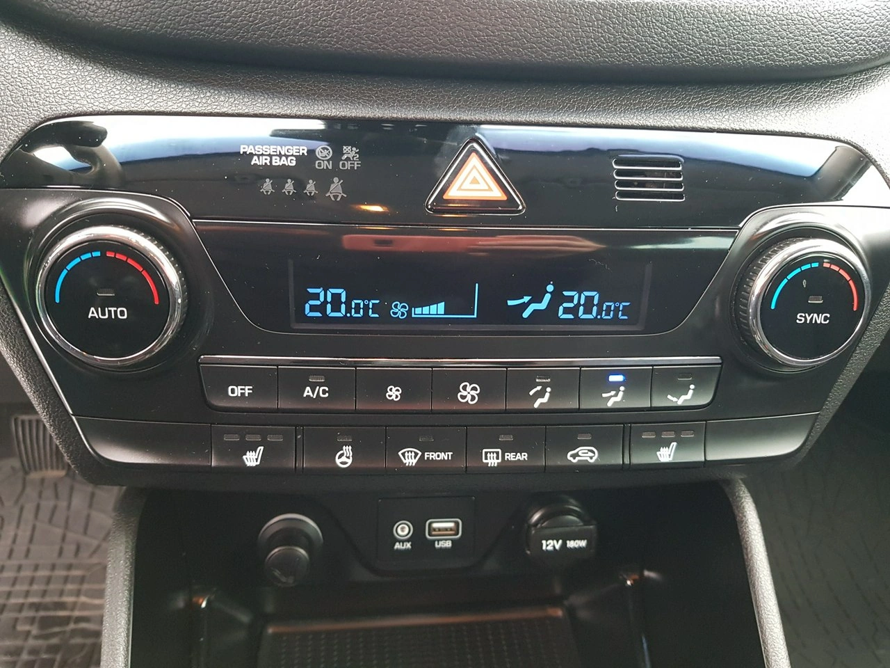 Hyundai Tucson - Zdjęcie 17