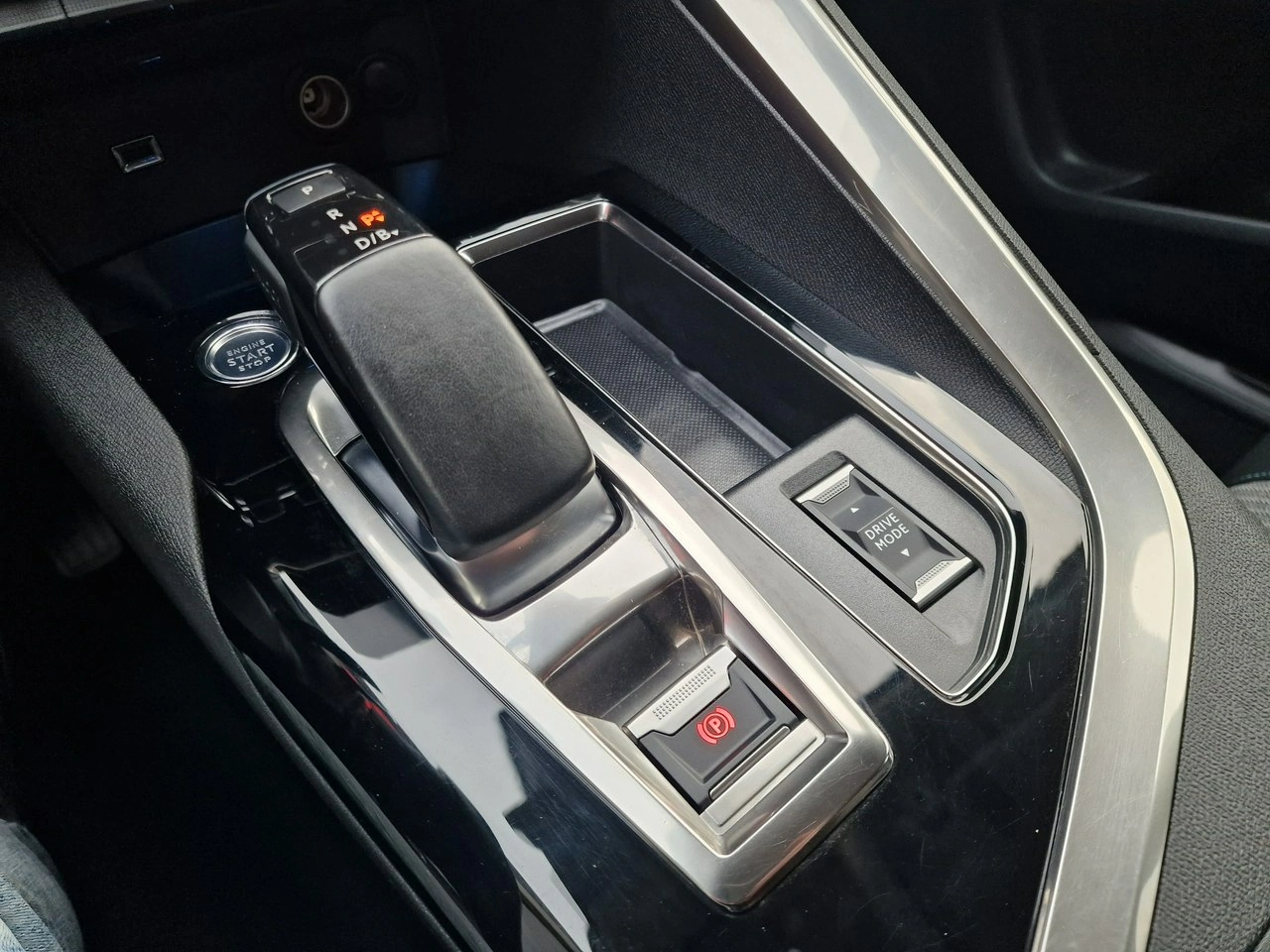 Peugeot 3008 - Zdjęcie 29