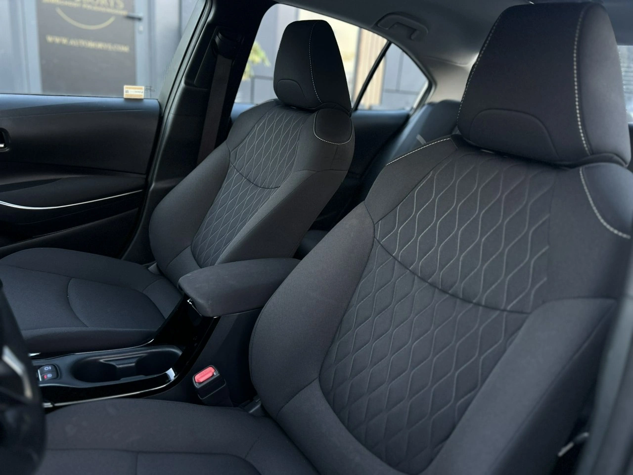 Toyota Corolla - Zdjęcie 10