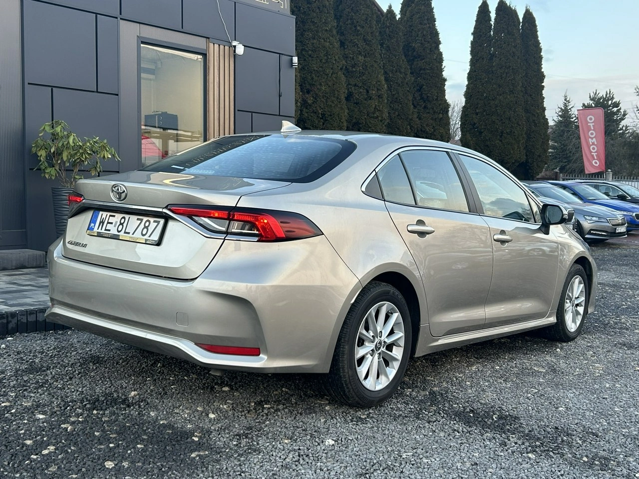 Toyota Corolla - Zdjęcie 8