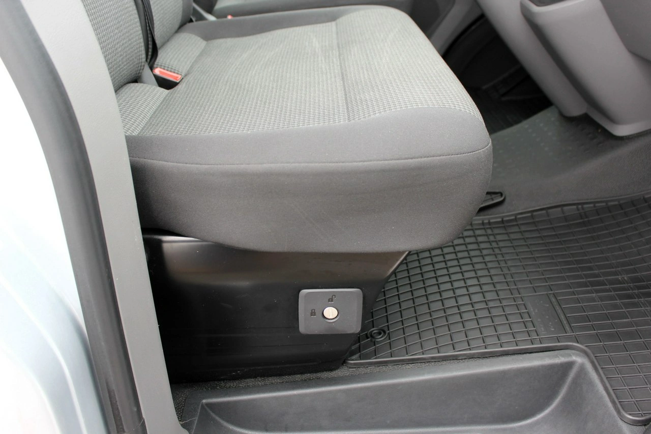 Volkswagen Transporter - Zdjęcie 12