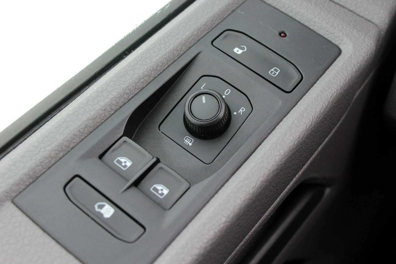 Volkswagen Transporter - Zdjęcie 15