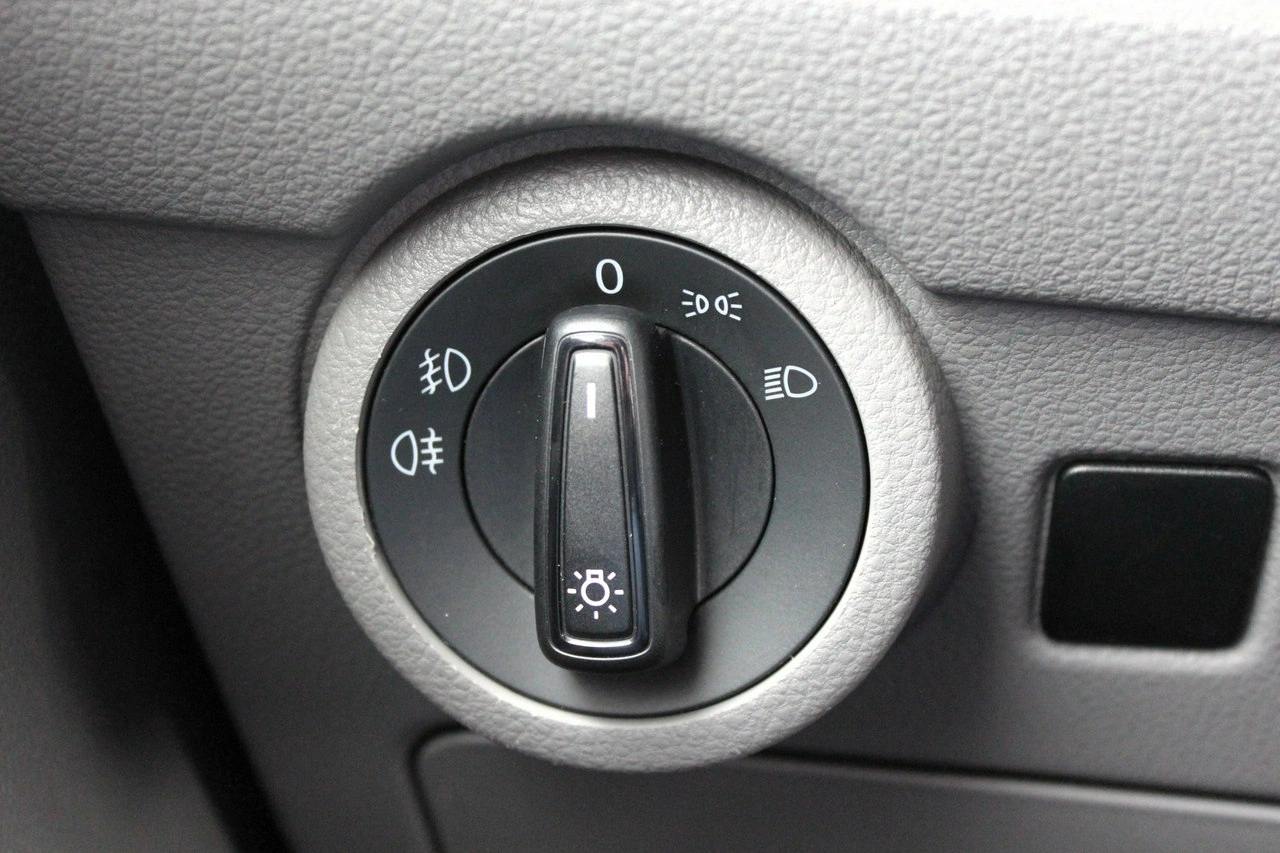 Volkswagen Transporter - Zdjęcie 23