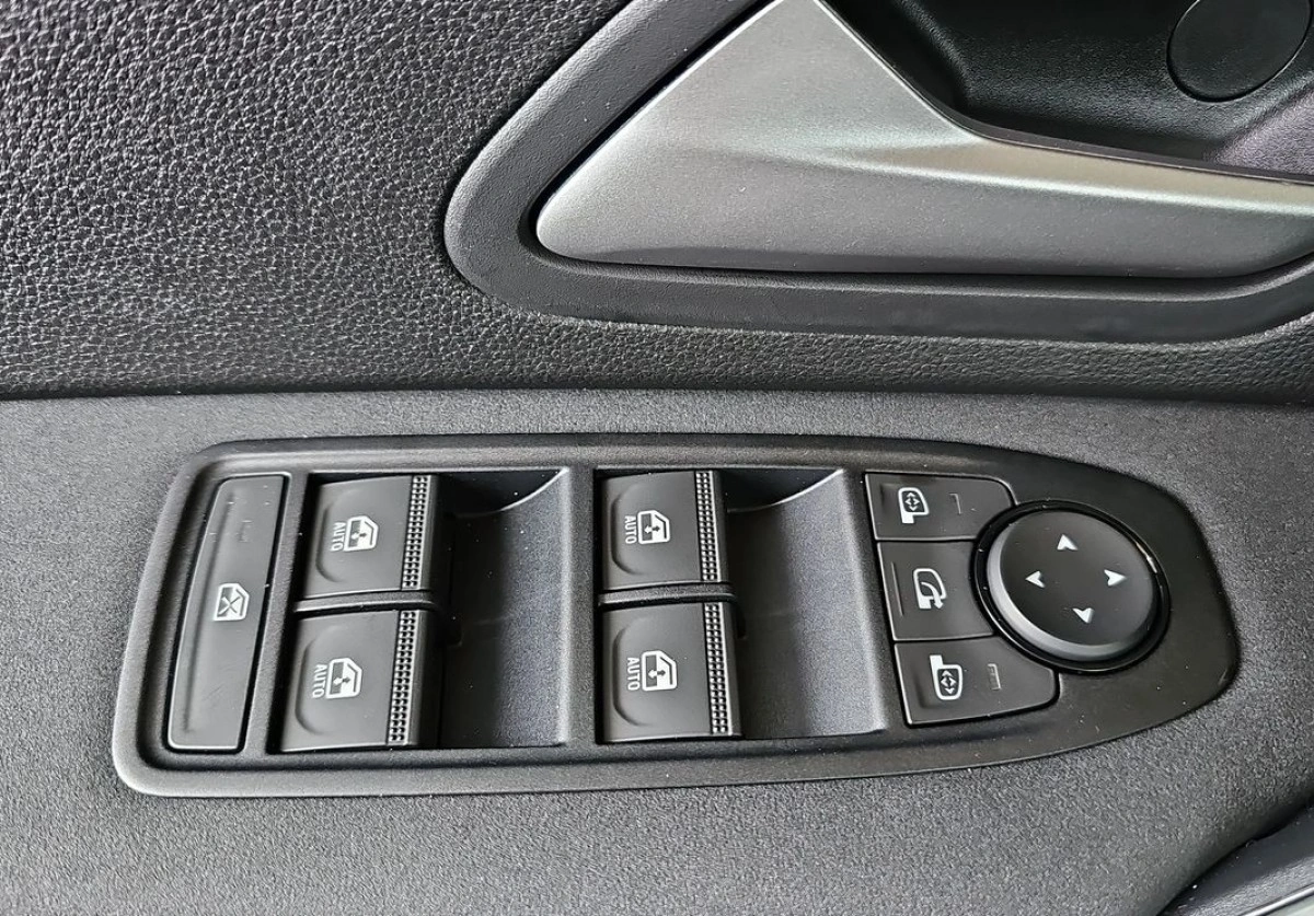 Dacia Duster - Zdjęcie 2