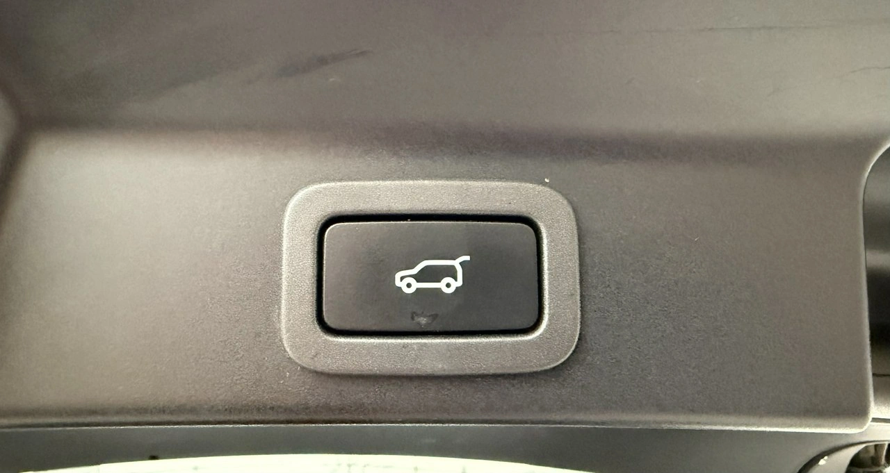 Jaguar F-Pace - Zdjęcie 36