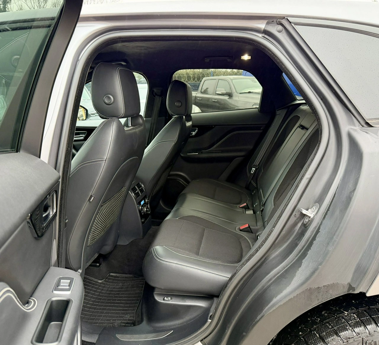 Jaguar F-Pace - Zdjęcie 8