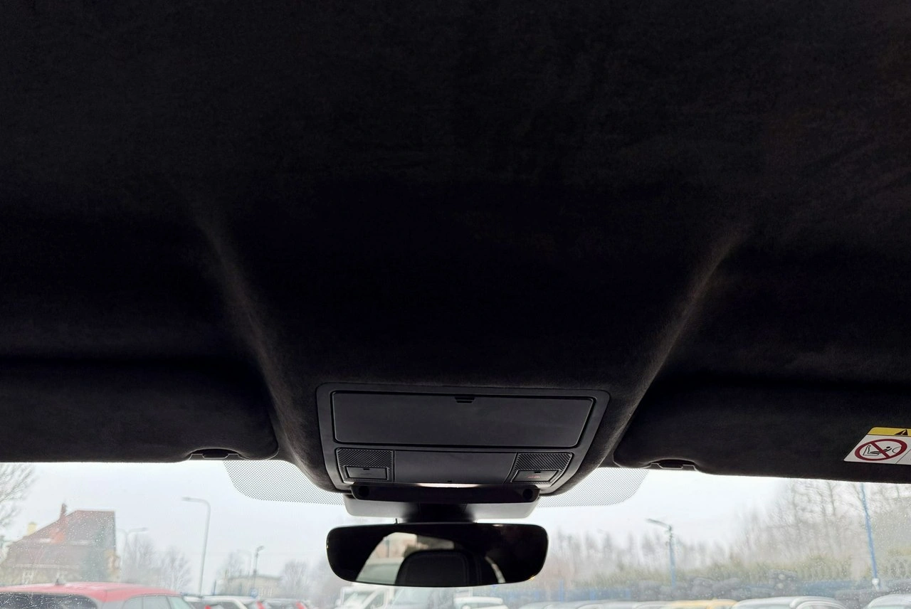 Jaguar F-Pace - Zdjęcie 19