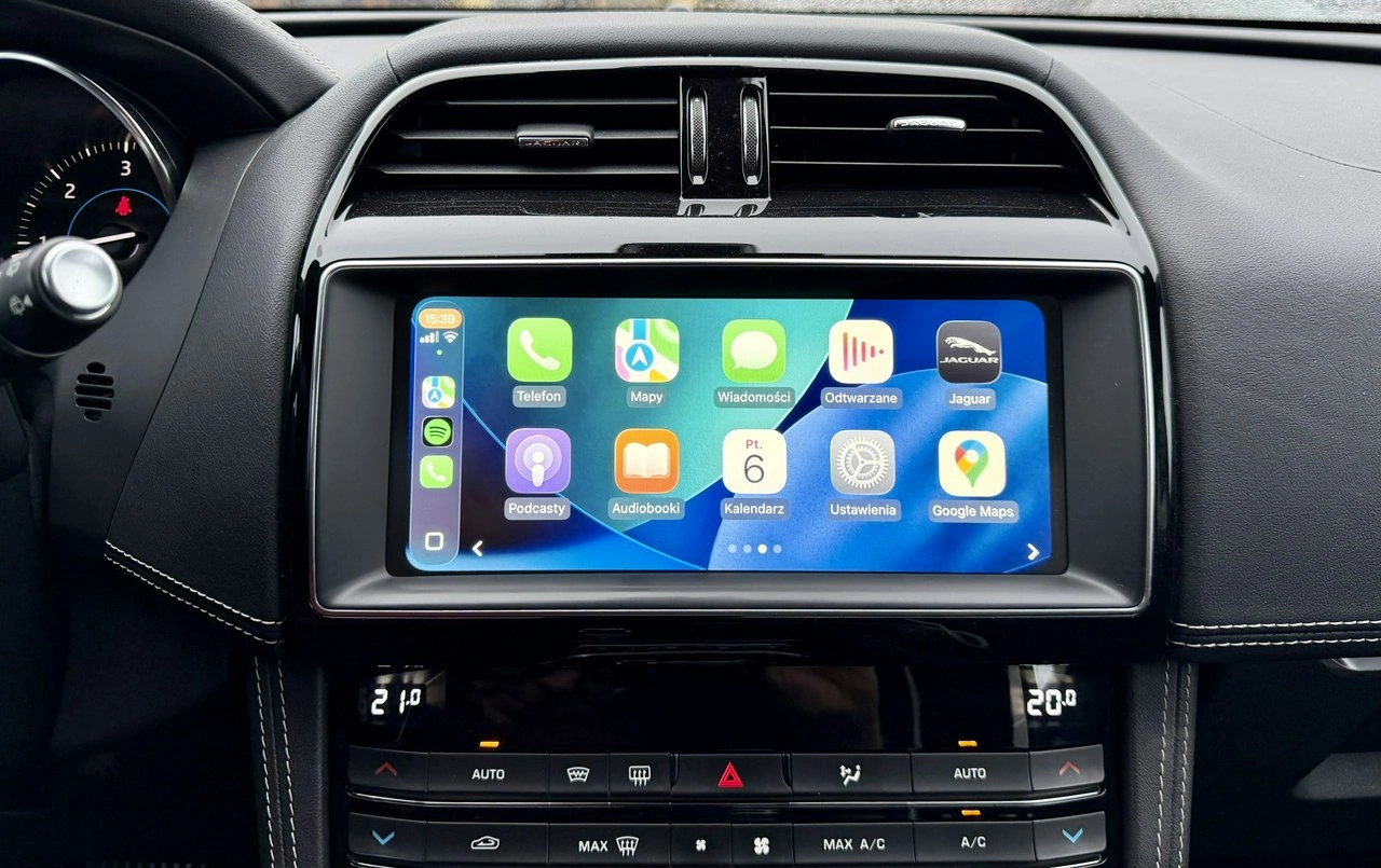 Jaguar F-Pace - Zdjęcie 34