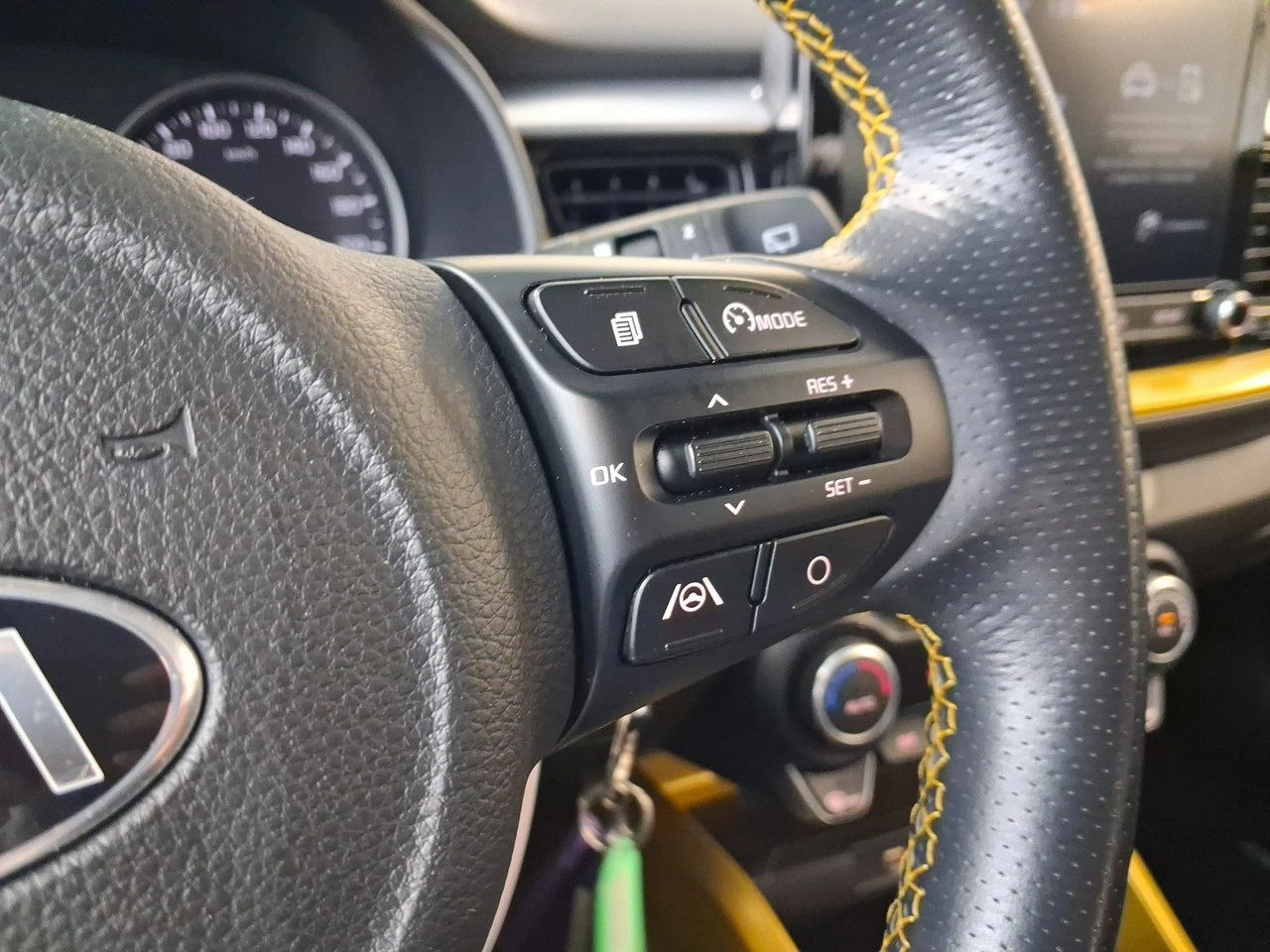 Kia Stonic - Zdjęcie 19