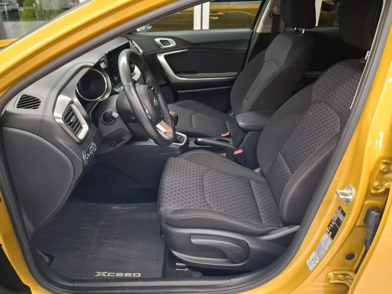 Kia XCeed - Zdjęcie 11