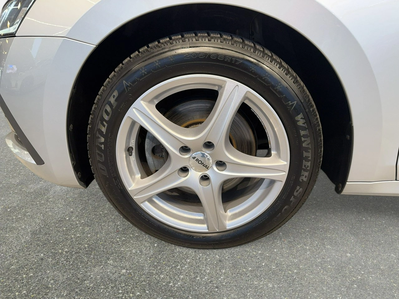 Skoda Octavia - Zdjęcie 9