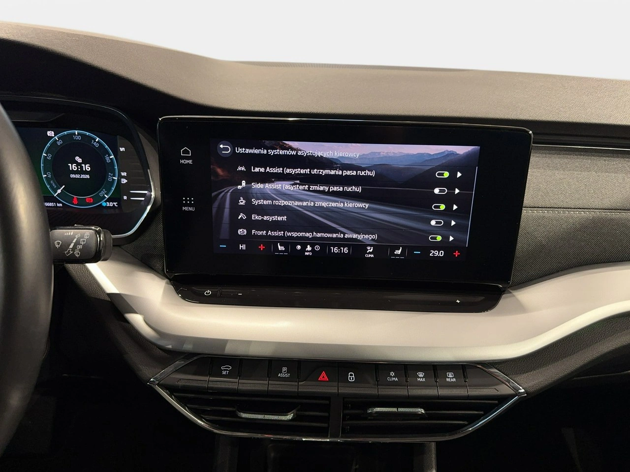 Skoda Octavia - Zdjęcie 24