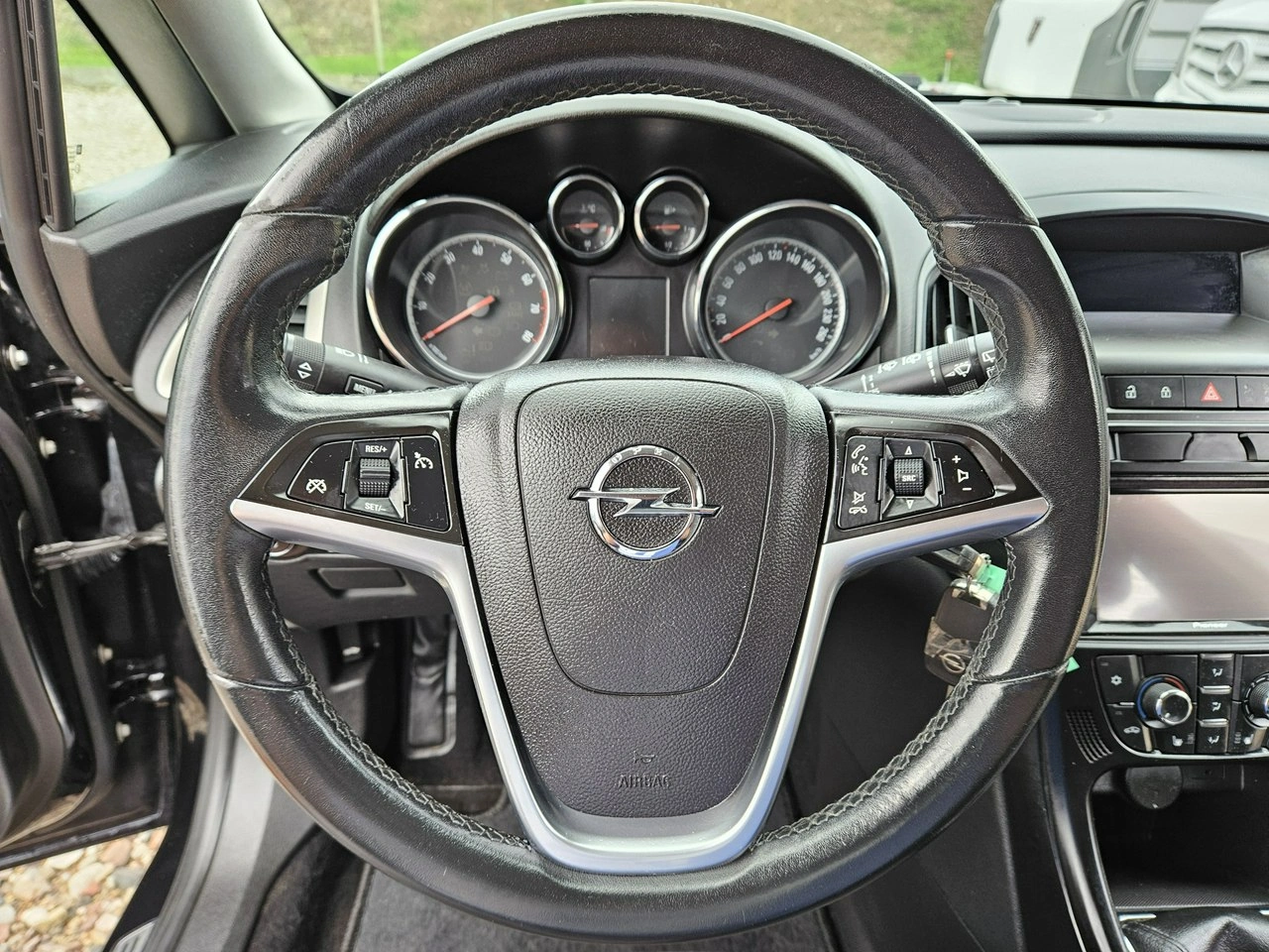 Opel Astra - Zdjęcie 15