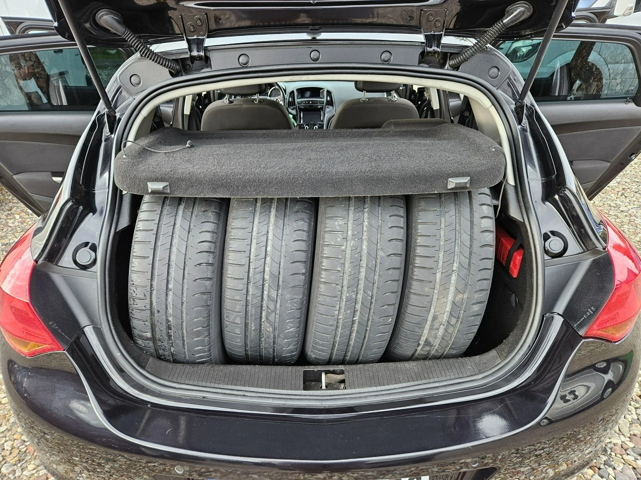 Opel Astra - Zdjęcie 21