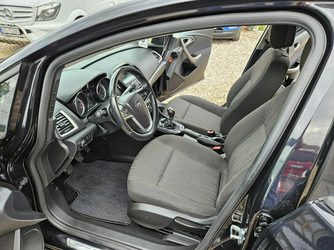 Opel Astra - Zdjęcie 6