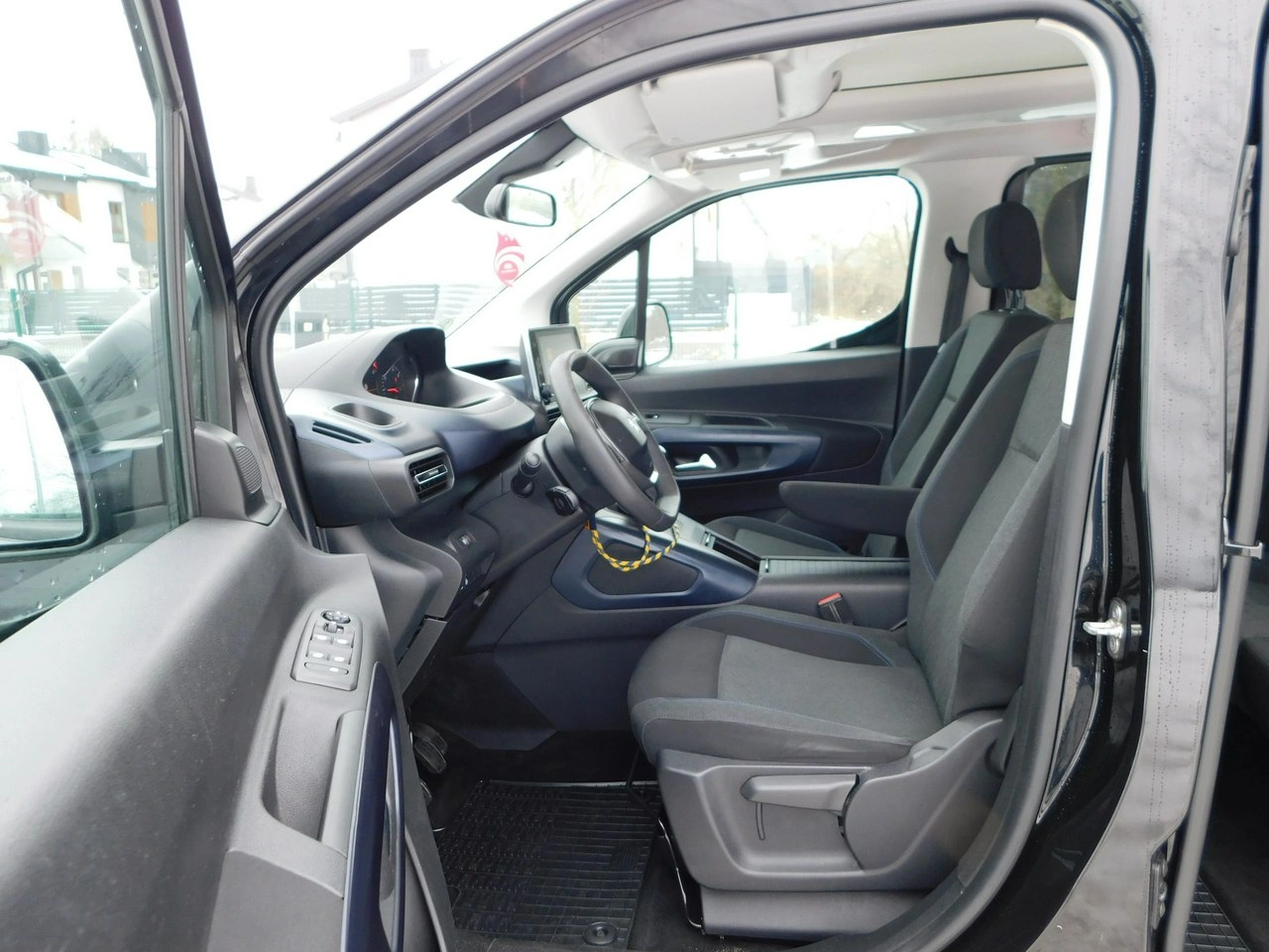 Peugeot Rifter - Zdjęcie 17