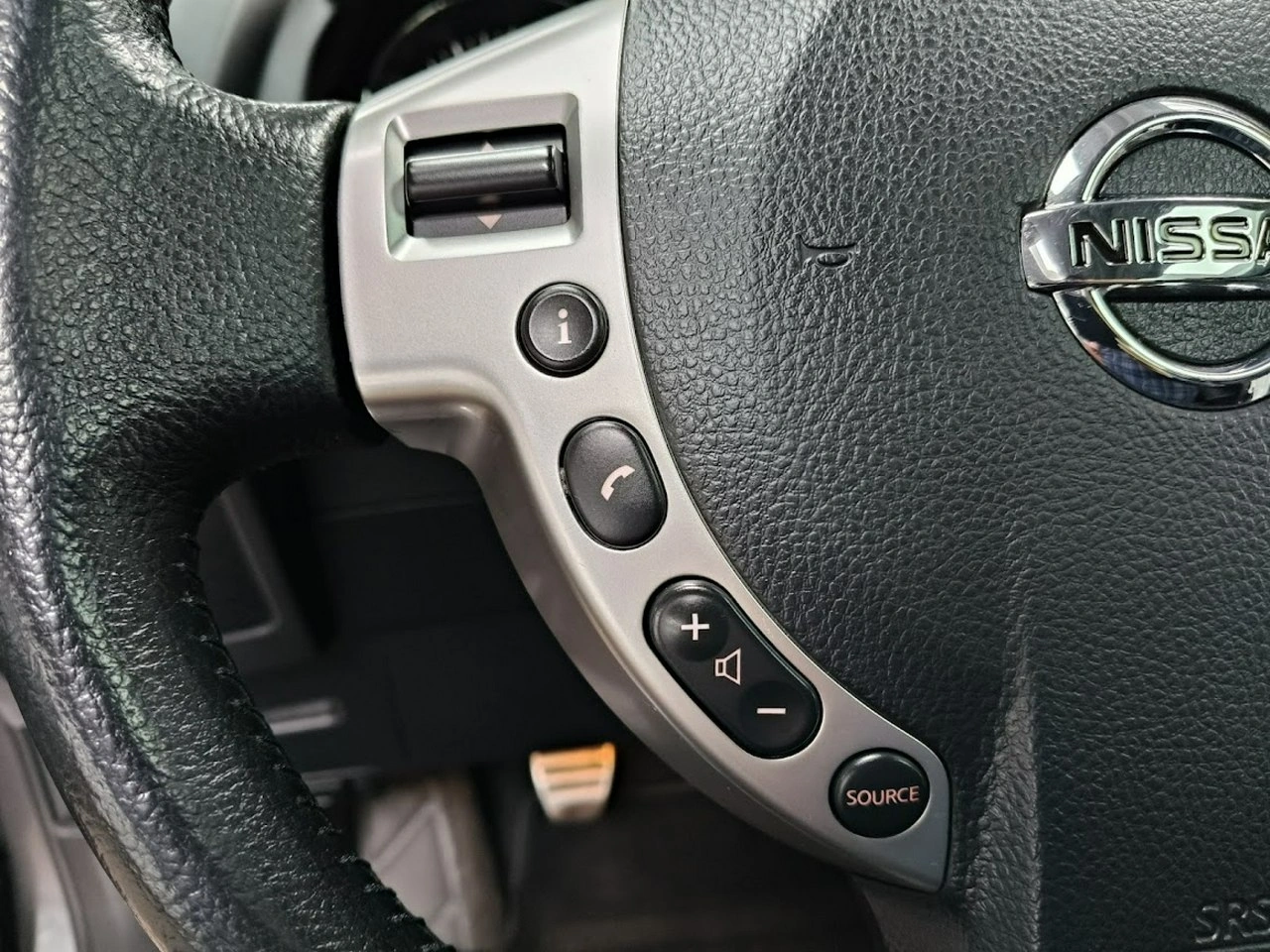 Nissan Qashqai - Zdjęcie 20