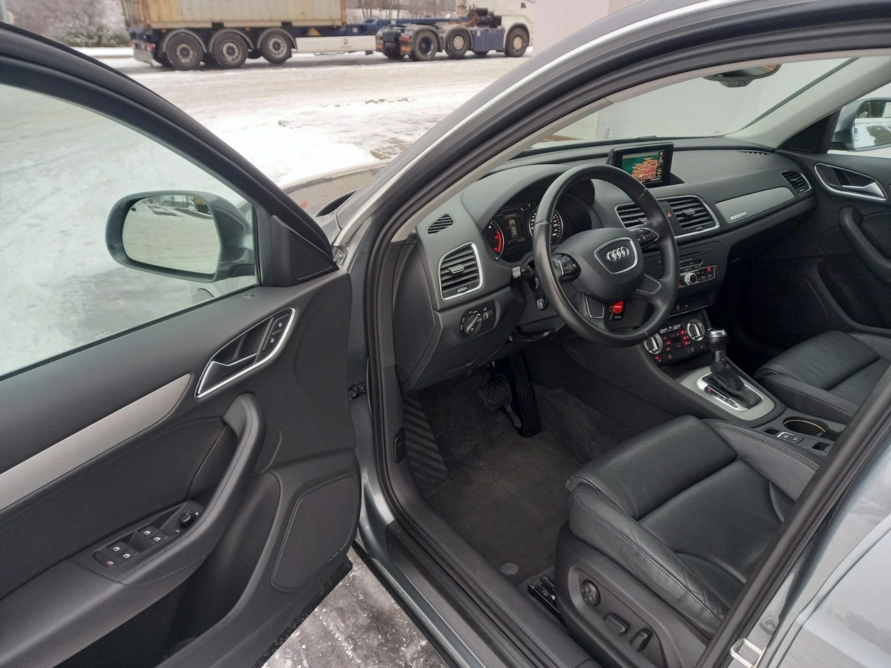 Audi Q3 - Zdjęcie 27