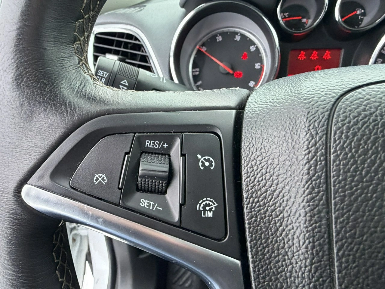 Opel Mokka - Zdjęcie 21