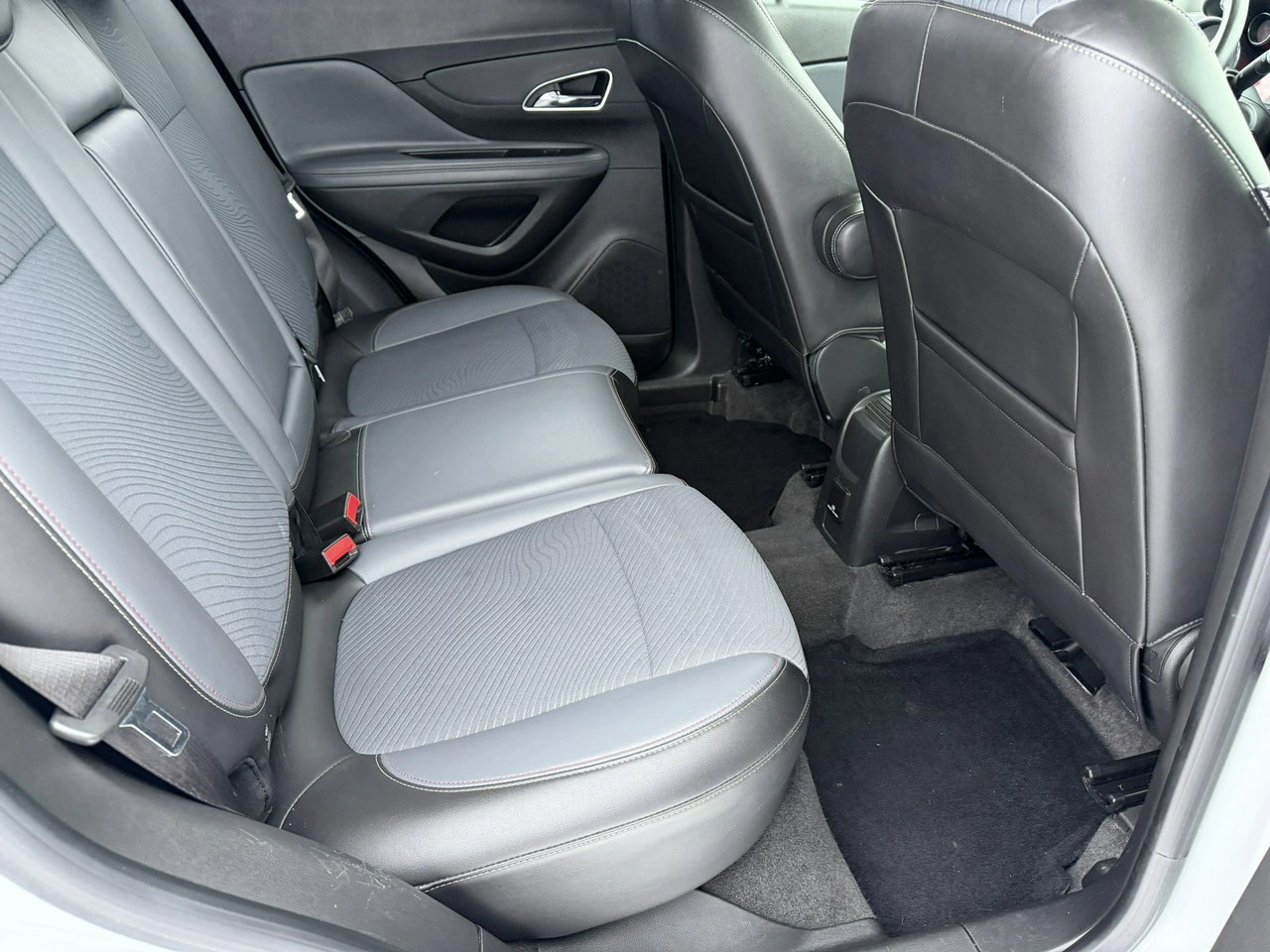 Opel Mokka - Zdjęcie 26