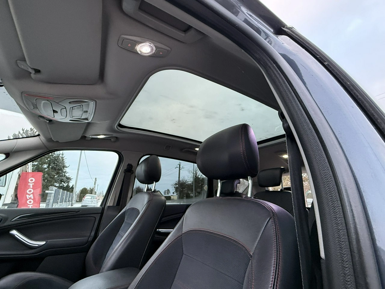 Ford S-Max - Zdjęcie 16