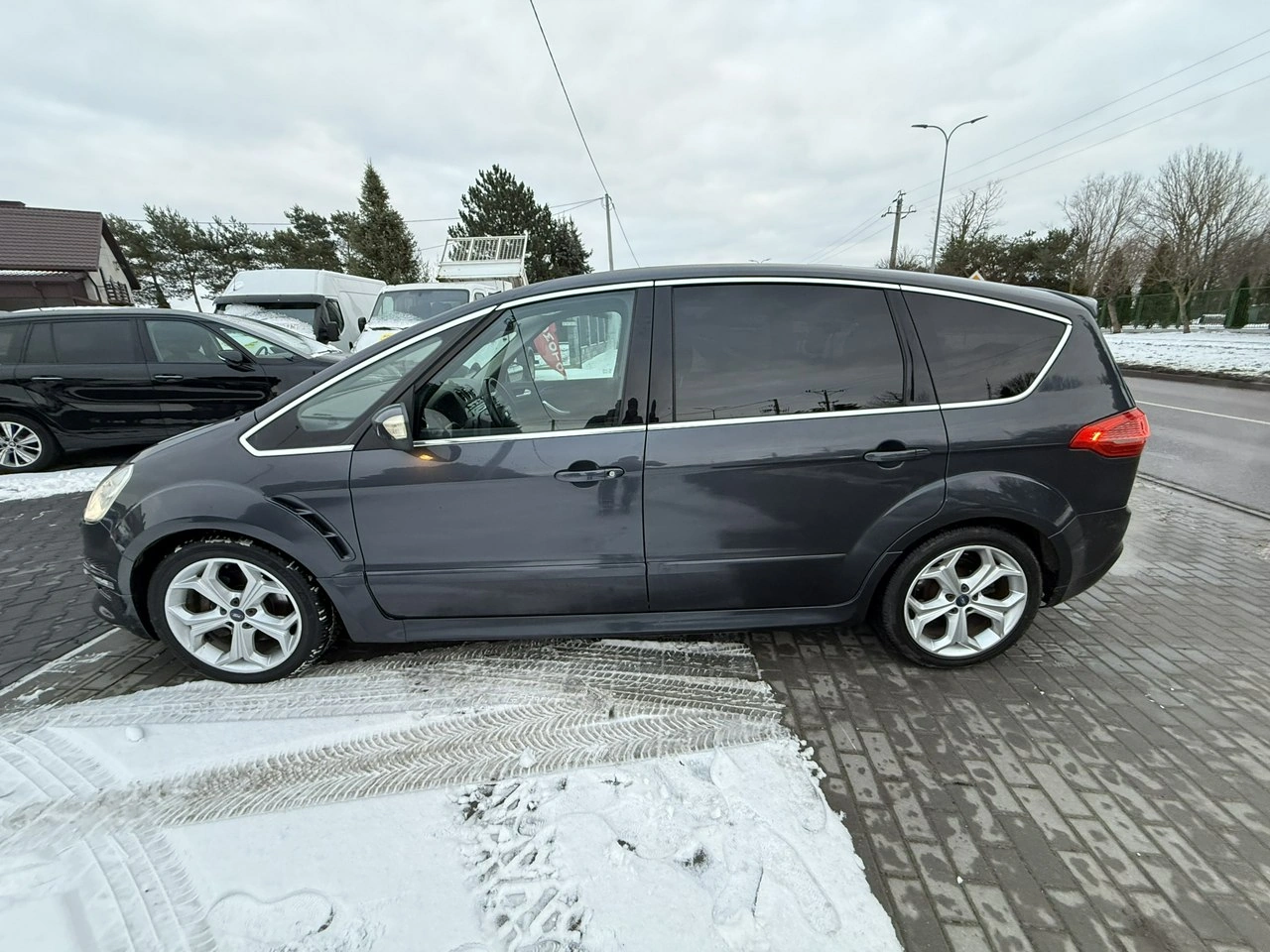 Ford S-Max - Zdjęcie 9