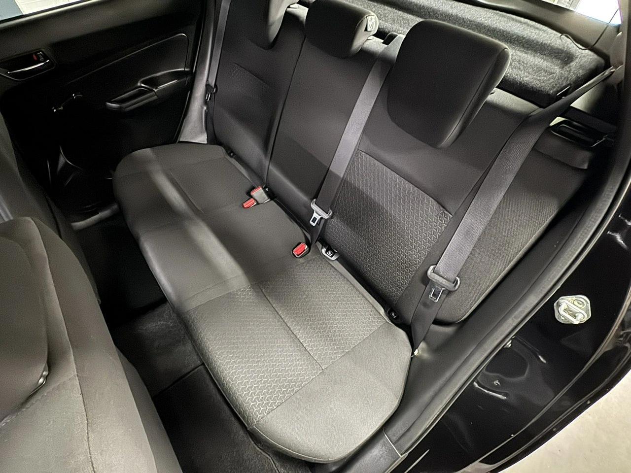 Suzuki Swift - Zdjęcie 14