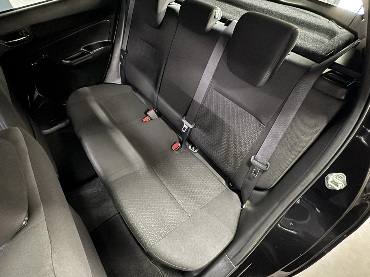 Suzuki Swift - Zdjęcie 14