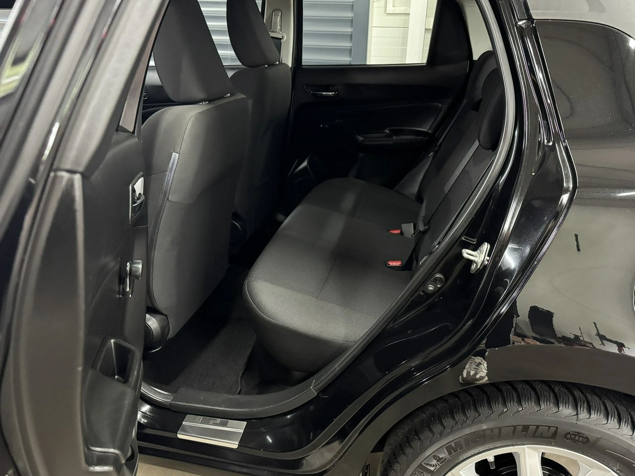 Suzuki Swift - Zdjęcie 15