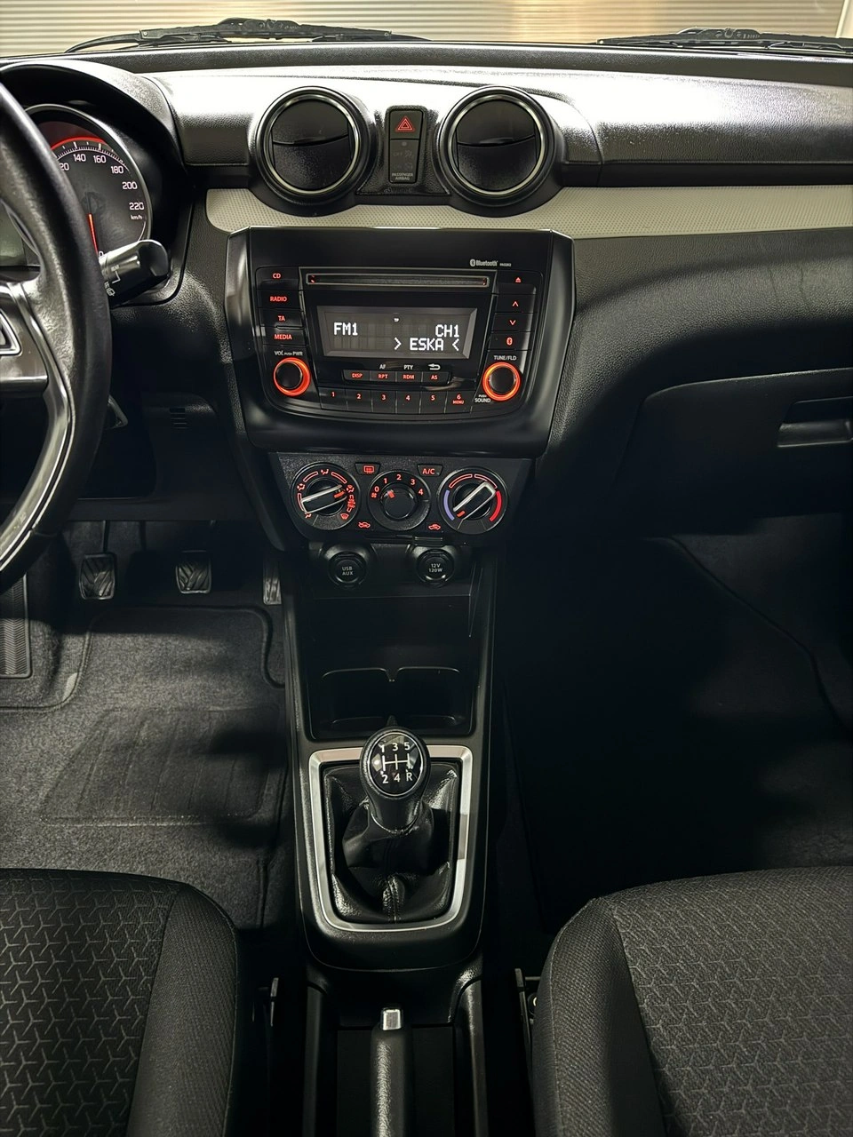 Suzuki Swift - Zdjęcie 25