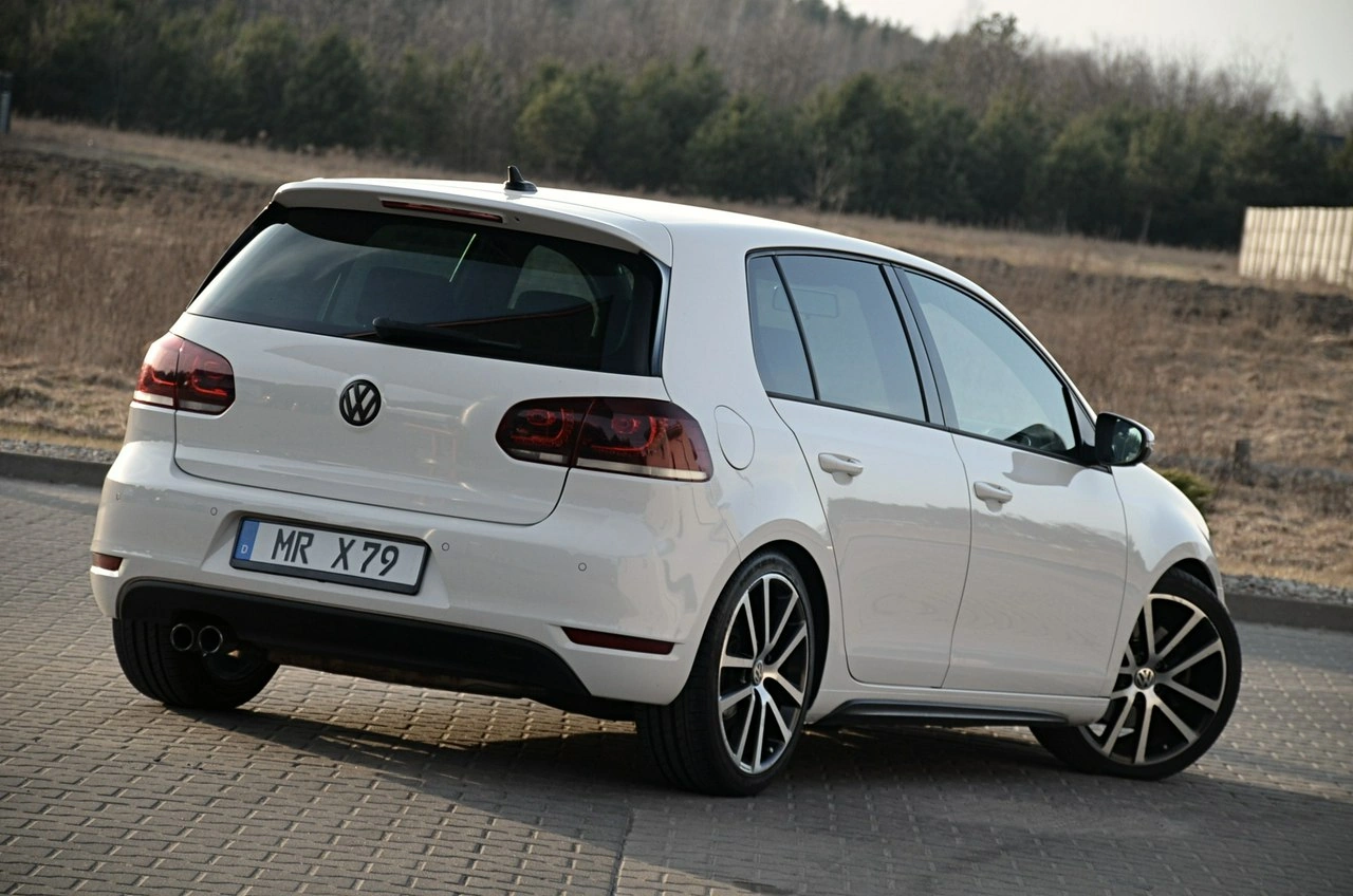 Volkswagen Golf - Zdjęcie 9