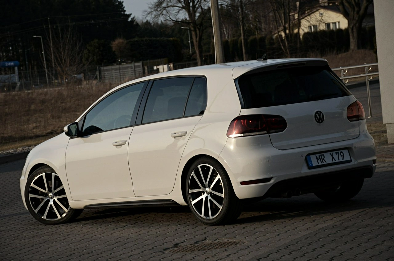 Volkswagen Golf - Zdjęcie 12