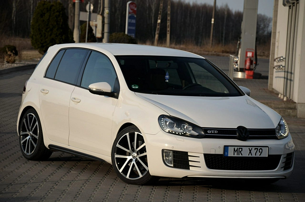 Volkswagen Golf - Zdjęcie 1