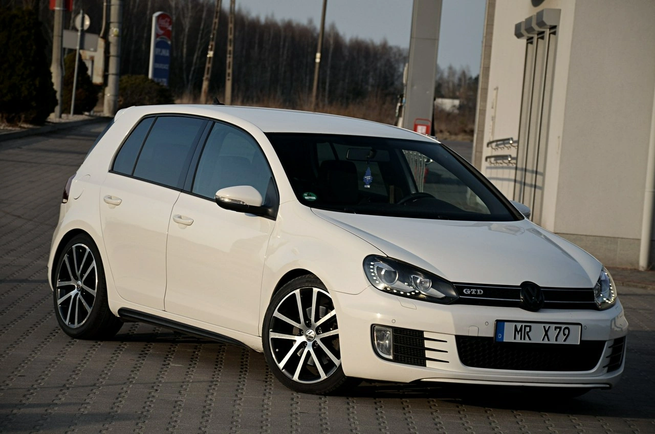 Volkswagen Golf - Zdjęcie 2