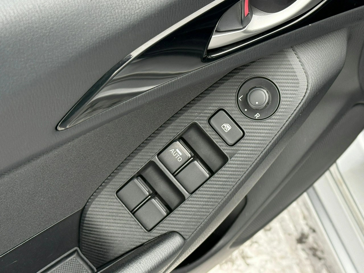 Mazda 3 - Zdjęcie 7