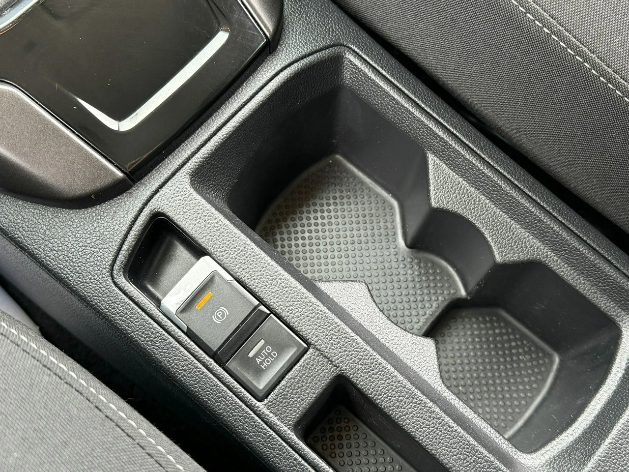 Volkswagen T-Roc - Zdjęcie 8