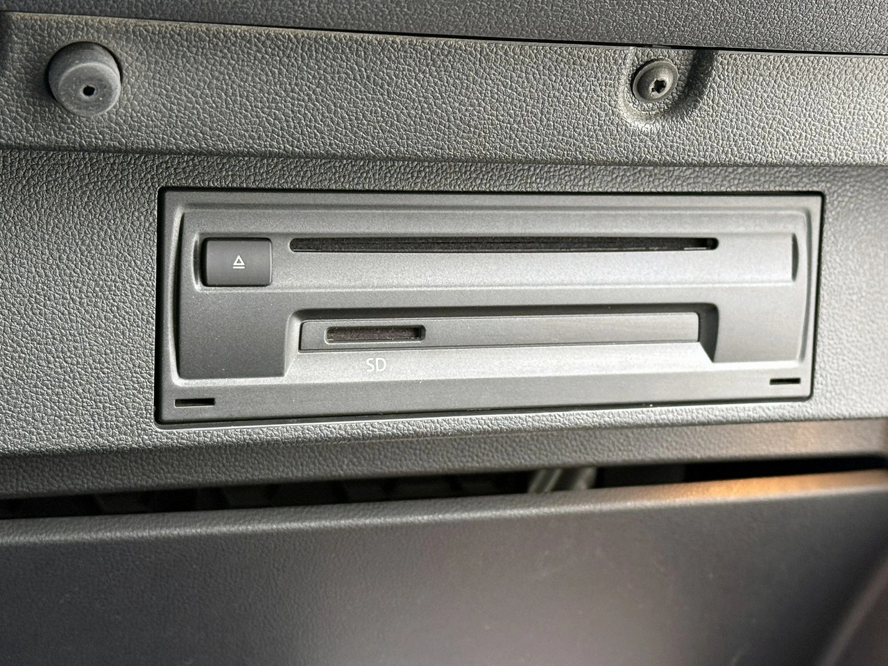 Volkswagen T-Roc - Zdjęcie 17