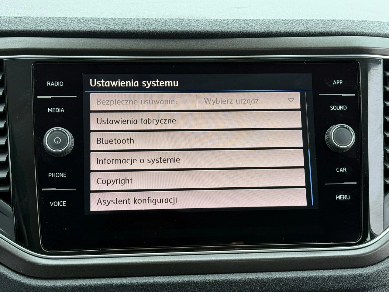 Volkswagen T-Roc - Zdjęcie 60