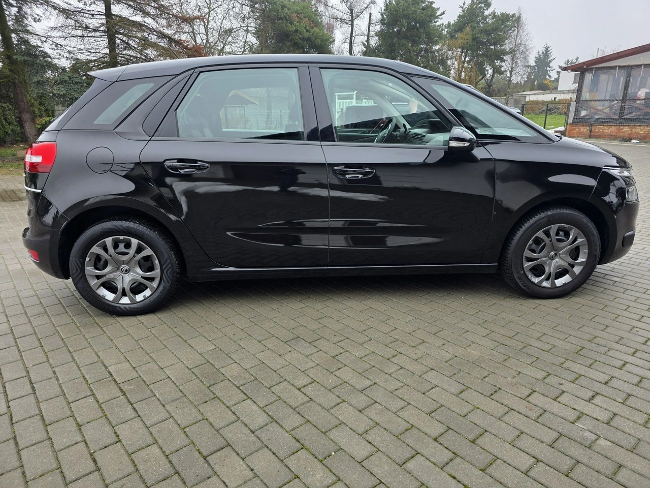 Citroën C4 Picasso - Zdjęcie 16