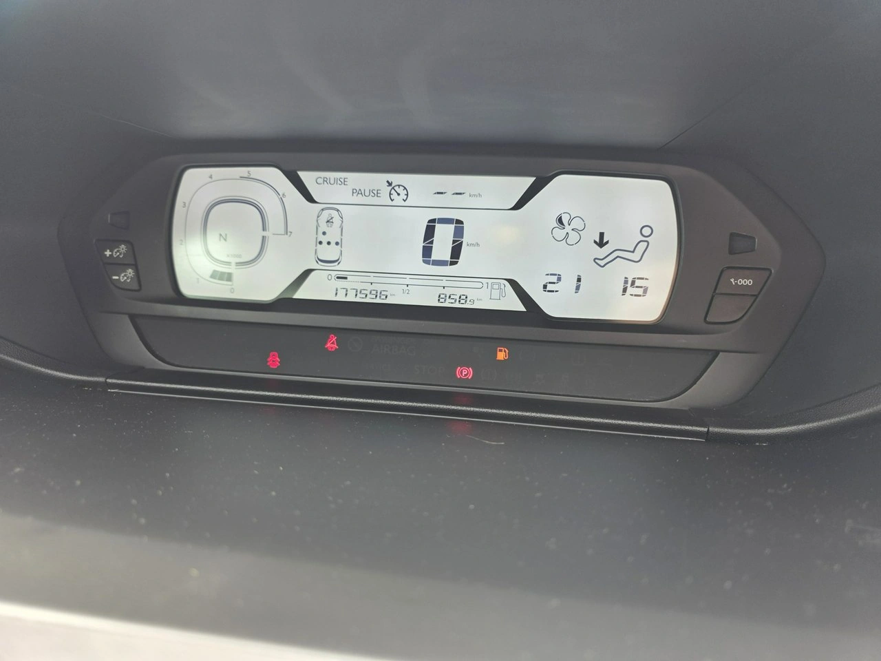 Citroën C4 Picasso - Zdjęcie 24