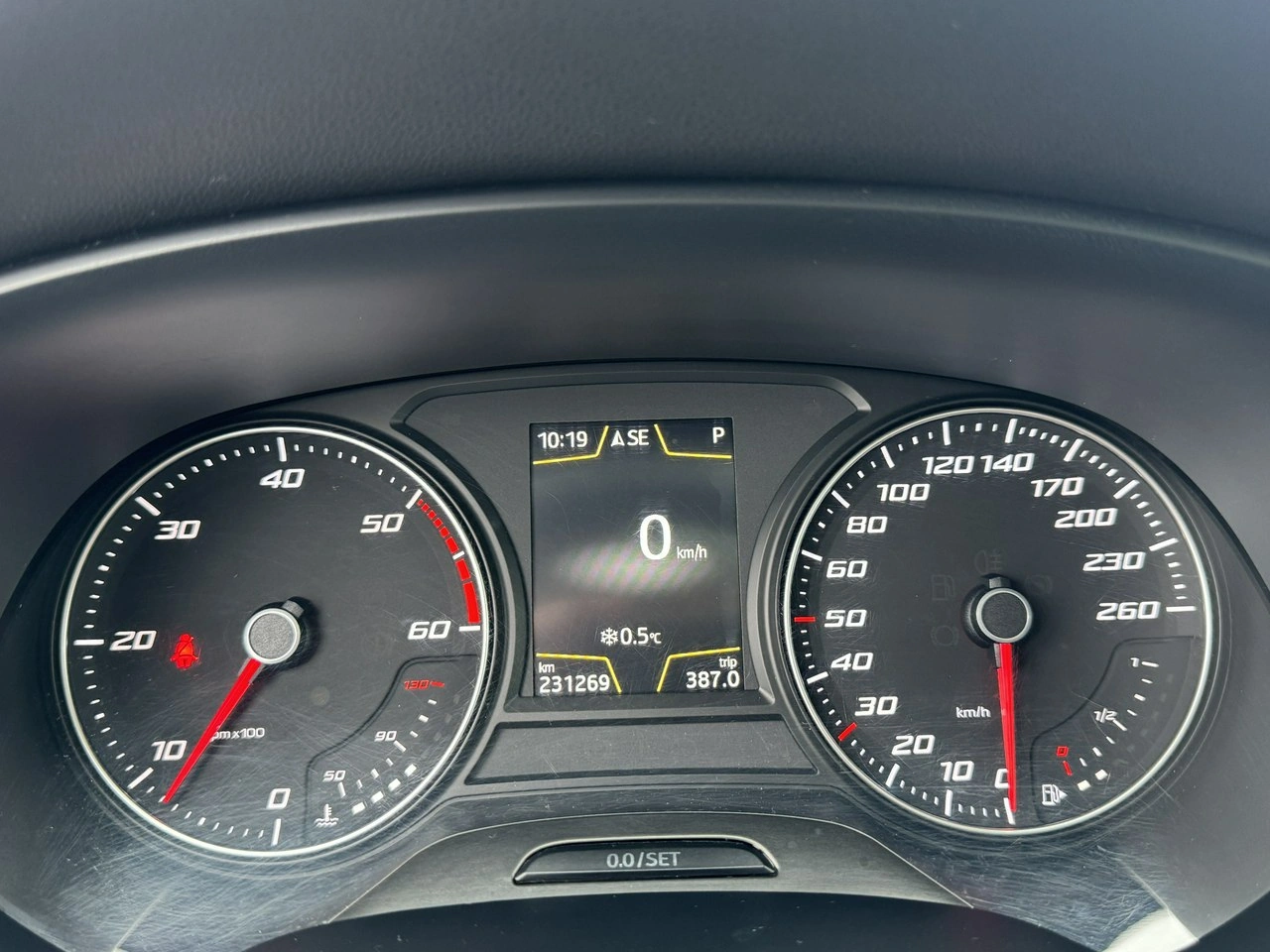 Seat Leon - Zdjęcie 28