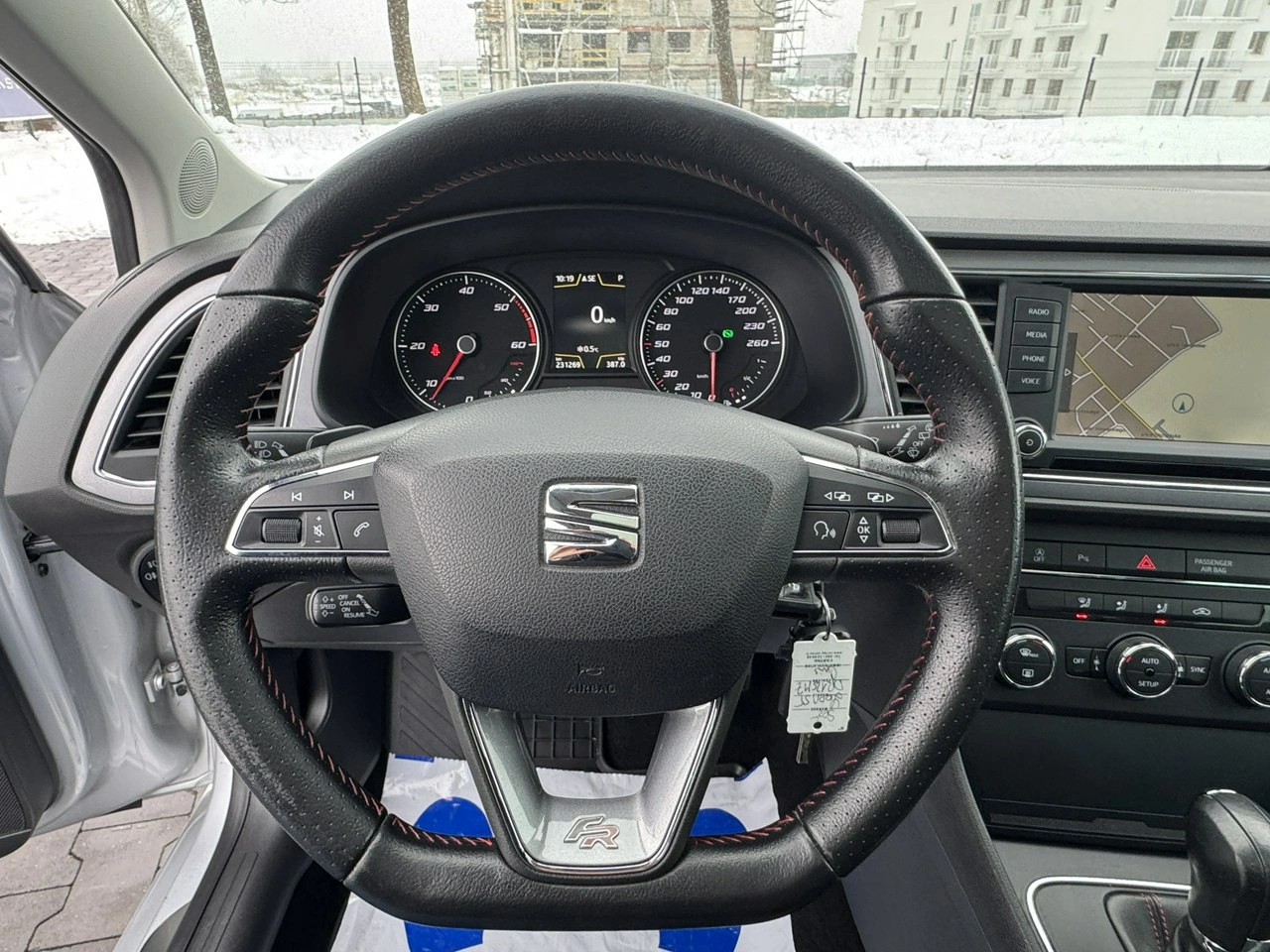 Seat Leon - Zdjęcie 21