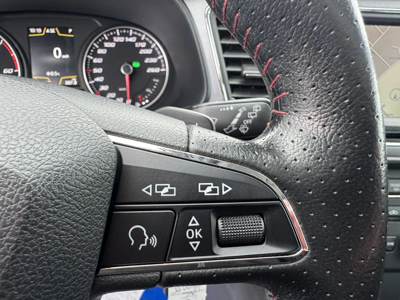 Seat Leon - Zdjęcie 23