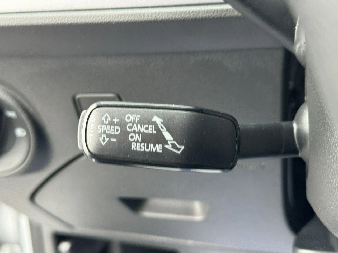 Seat Leon - Zdjęcie 25