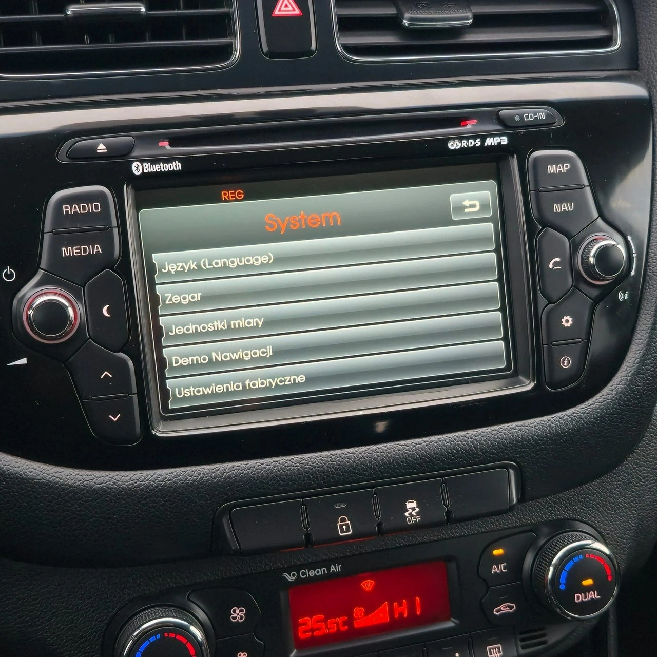 Kia Ceed - Zdjęcie 33